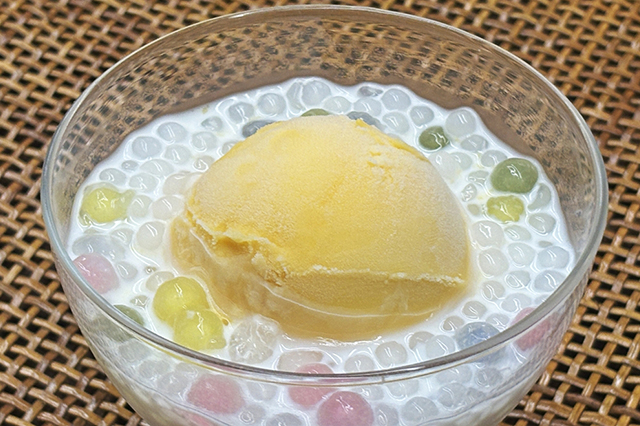 夏季限定 冷果入りタピオカココナッツミルク「マンゴーシャーベット」