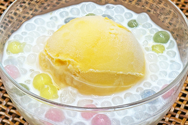 夏季限定 冷果入りタピオカココナッツミルク「マンゴーシャーベット」