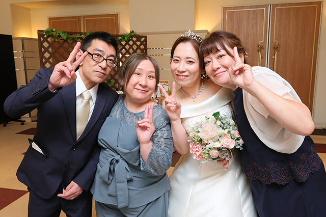兄弟とのショット（新婦ver）
