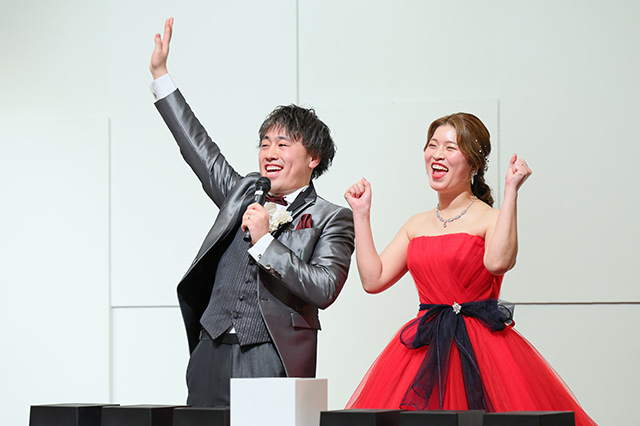 新郎母の歌声